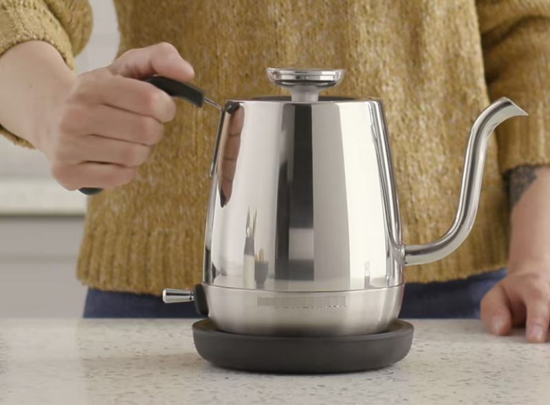 Put An Electric Kettle in The Fridge_2