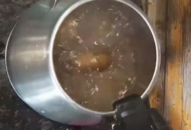 Boil Potato in Electric Kettle_3 Boil Potato in Electric Kettle_3