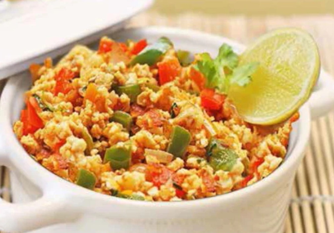 Make Egg Bhurji in Electric Kettle_1.jpg
