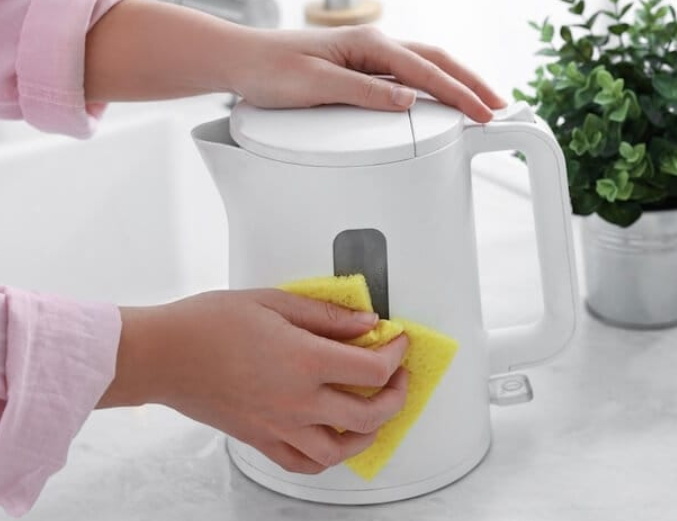 Clean Electric Kettle_09.jpg