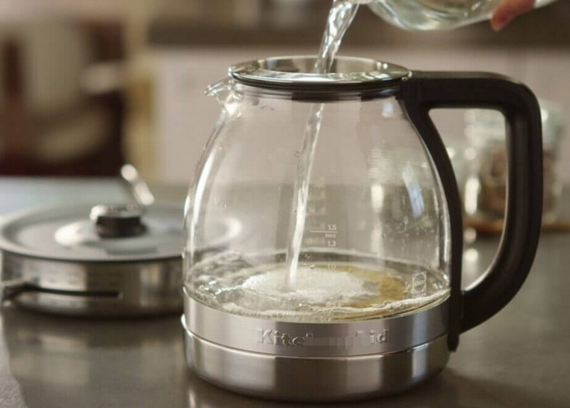 Remove White Residue From Electric Kettle_2.jpg