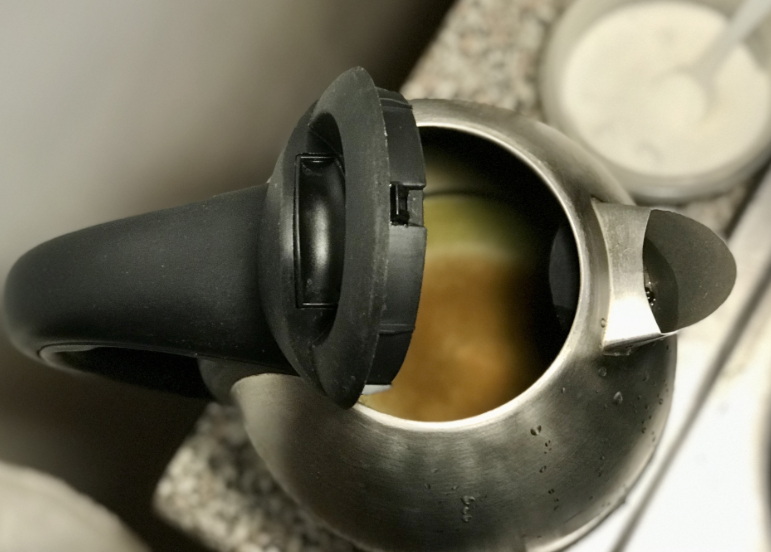 Remove Rust From Electric Tea Kettle_3.jpg