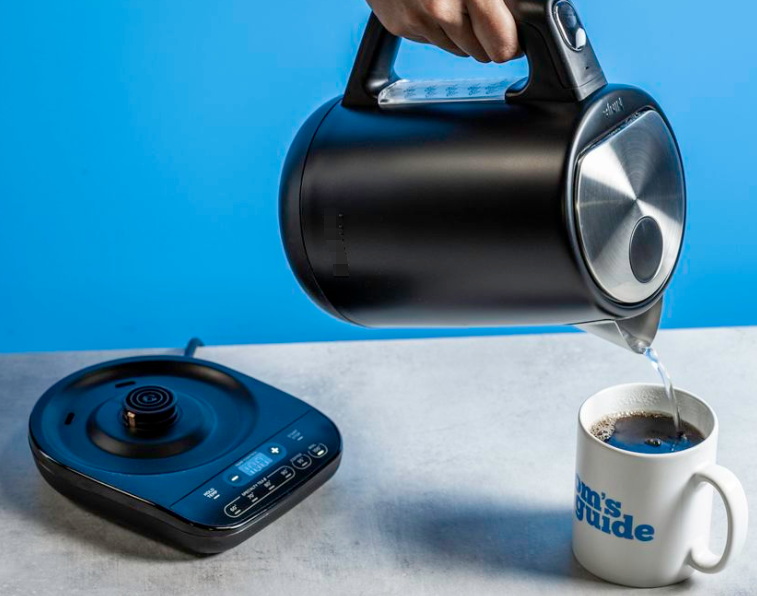 Make Tea with An Electric Kettle_1.jpg