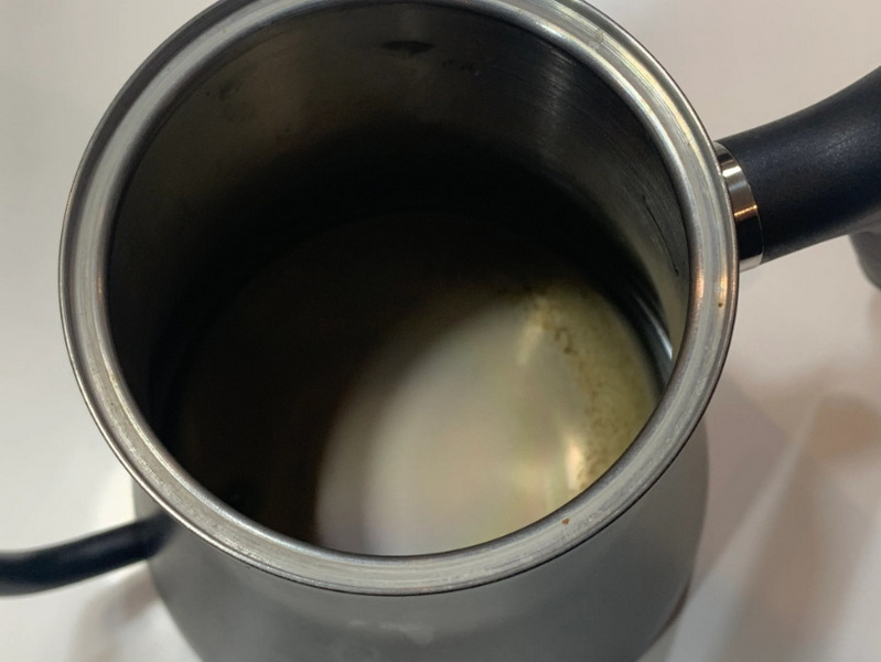 Remove Limescale in Electric Kettle_2.jpg