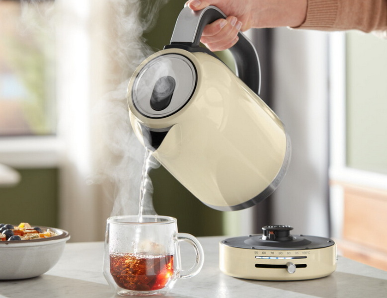 Electric Kettle_1.jpg