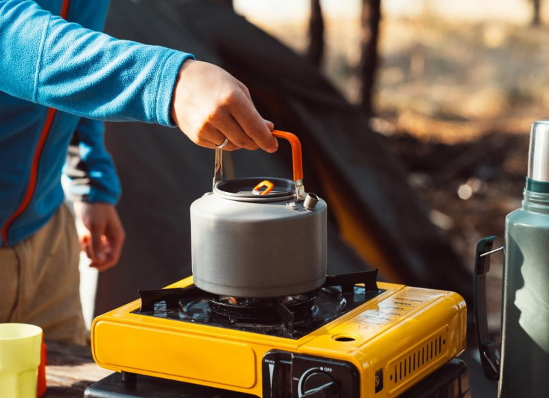 Power An Electric Kettle While Camping_1.jpg