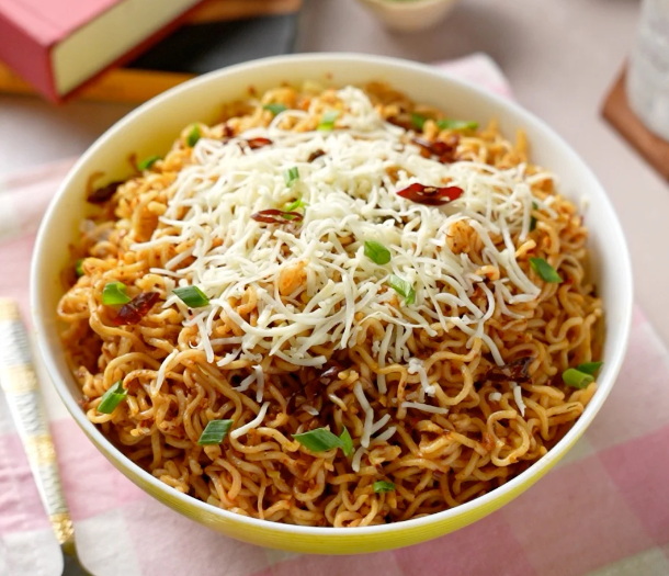 Prepare Maggi in Electric Kettle_1.jpg