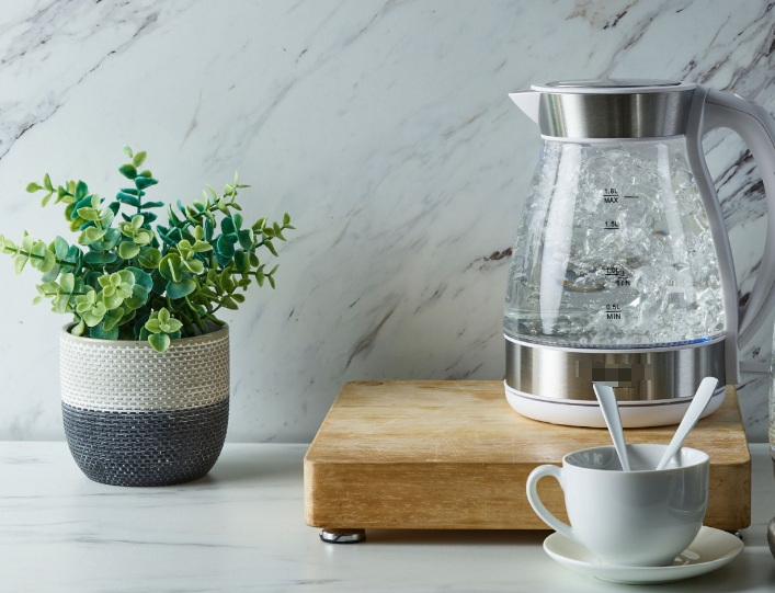 Clean Electric Kettle_03.jpg