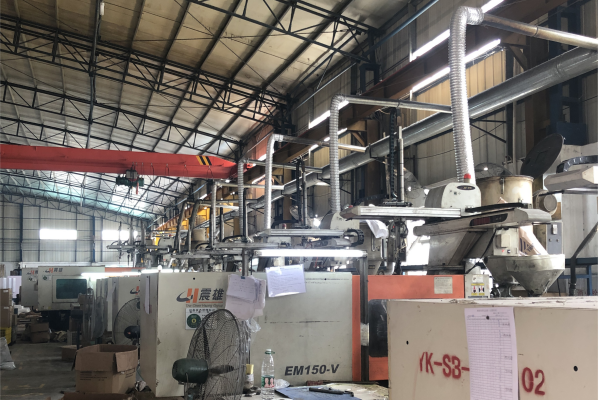 Injection Molding Department (2)