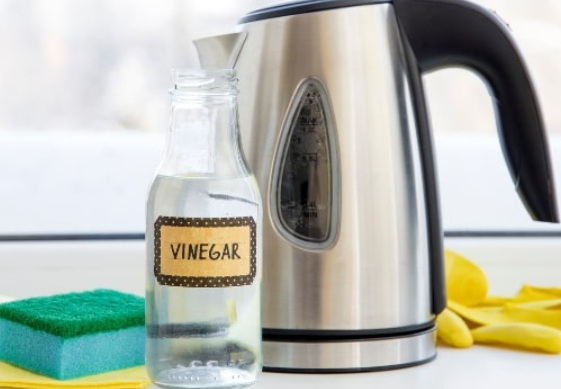 Clean Electric Kettle_03.jpg