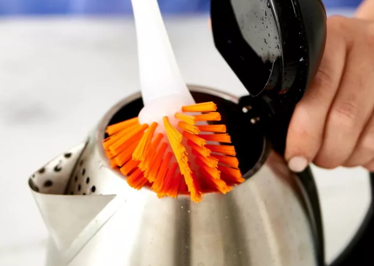 Clean Electric Kettle_14.jpg