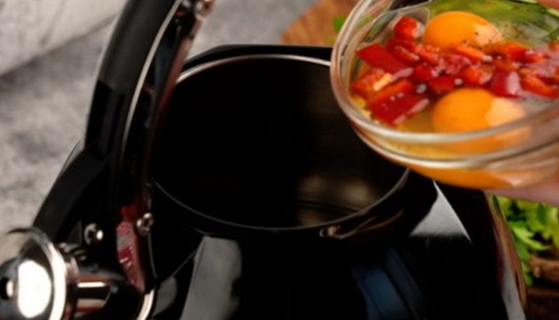Put Soap in An Electric Kettle_3