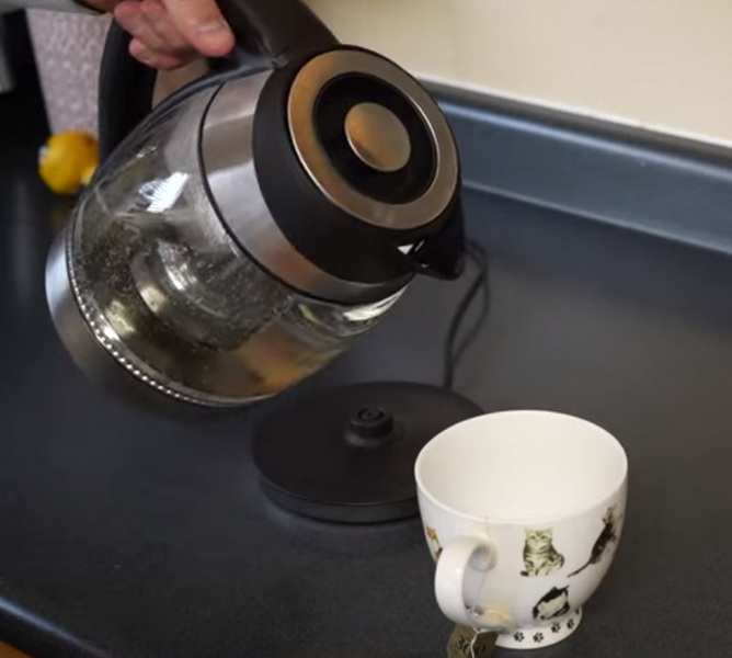 Electric Kettle_3.jpg