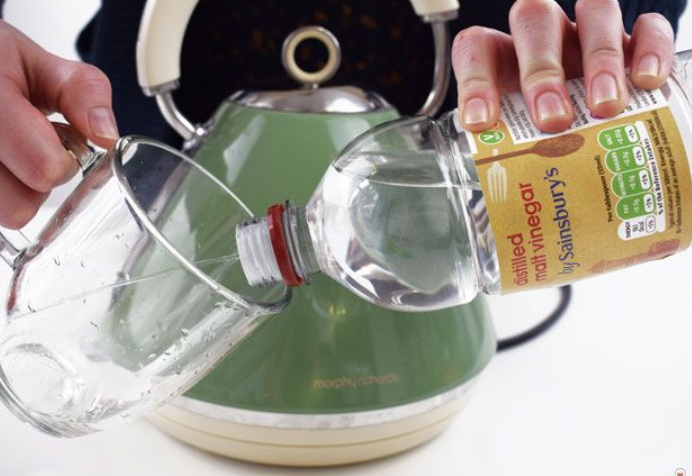 Remove Plastic Taste From Electric Kettle_1.jpg