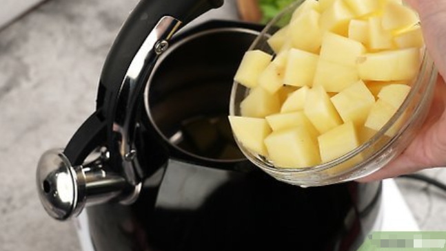 Boil Potato in Electric Kettle_1