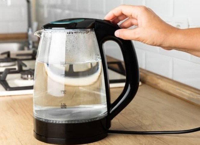 Clean Electric Kettle_6.jpg