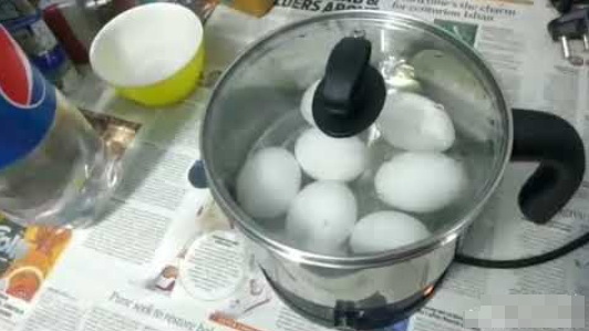 Boil Eggs in Electric Kettle_4.jpg