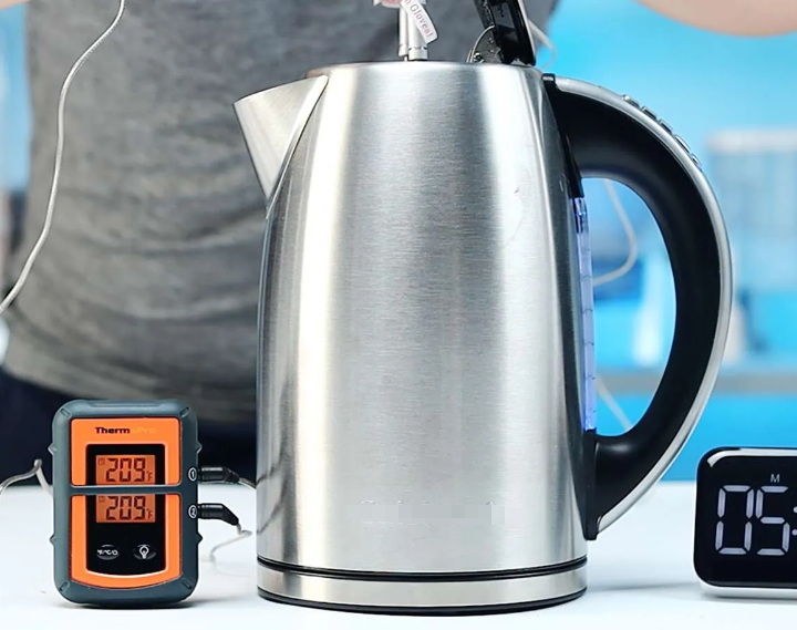 Electric Kettle_04.jpg