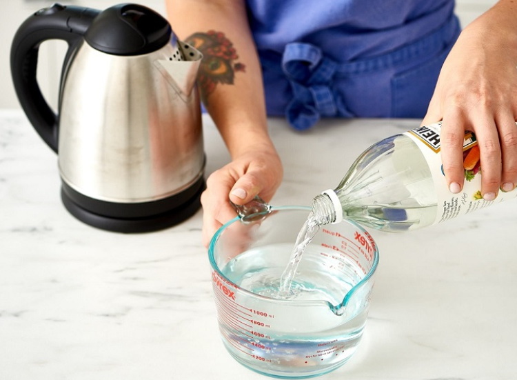 Remove Scales From Electric Kettle_3